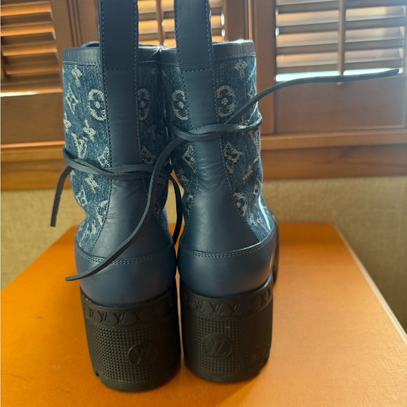 LV Remix Laureate Platform Desert Boot Denim Lace-Up Boots - Picture 5 of 12